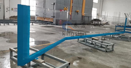 Linn snámha Infinity óstáin Hebei ar an díon.